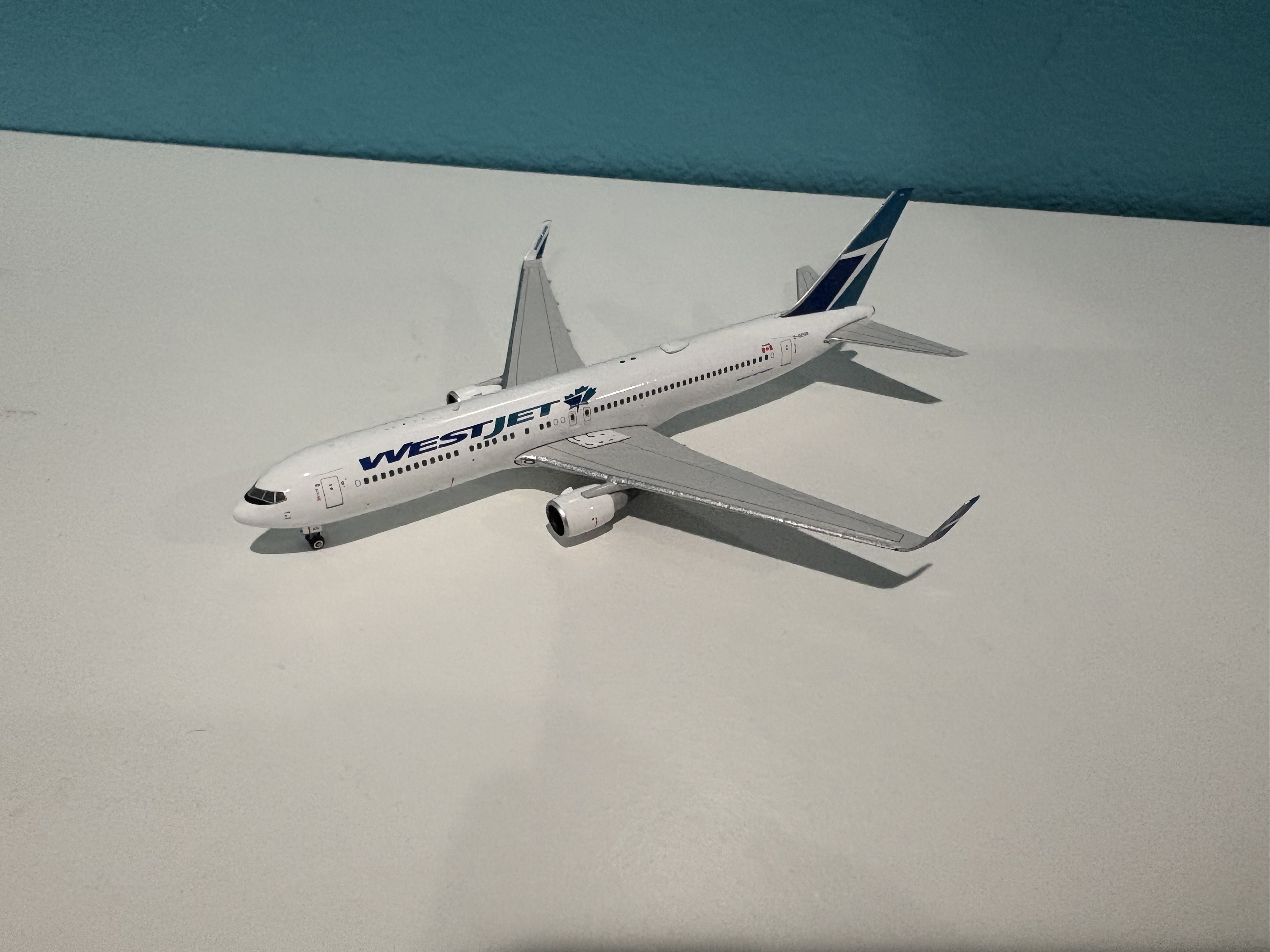Phoenix Westjet Boeing 767-300ER 1/400