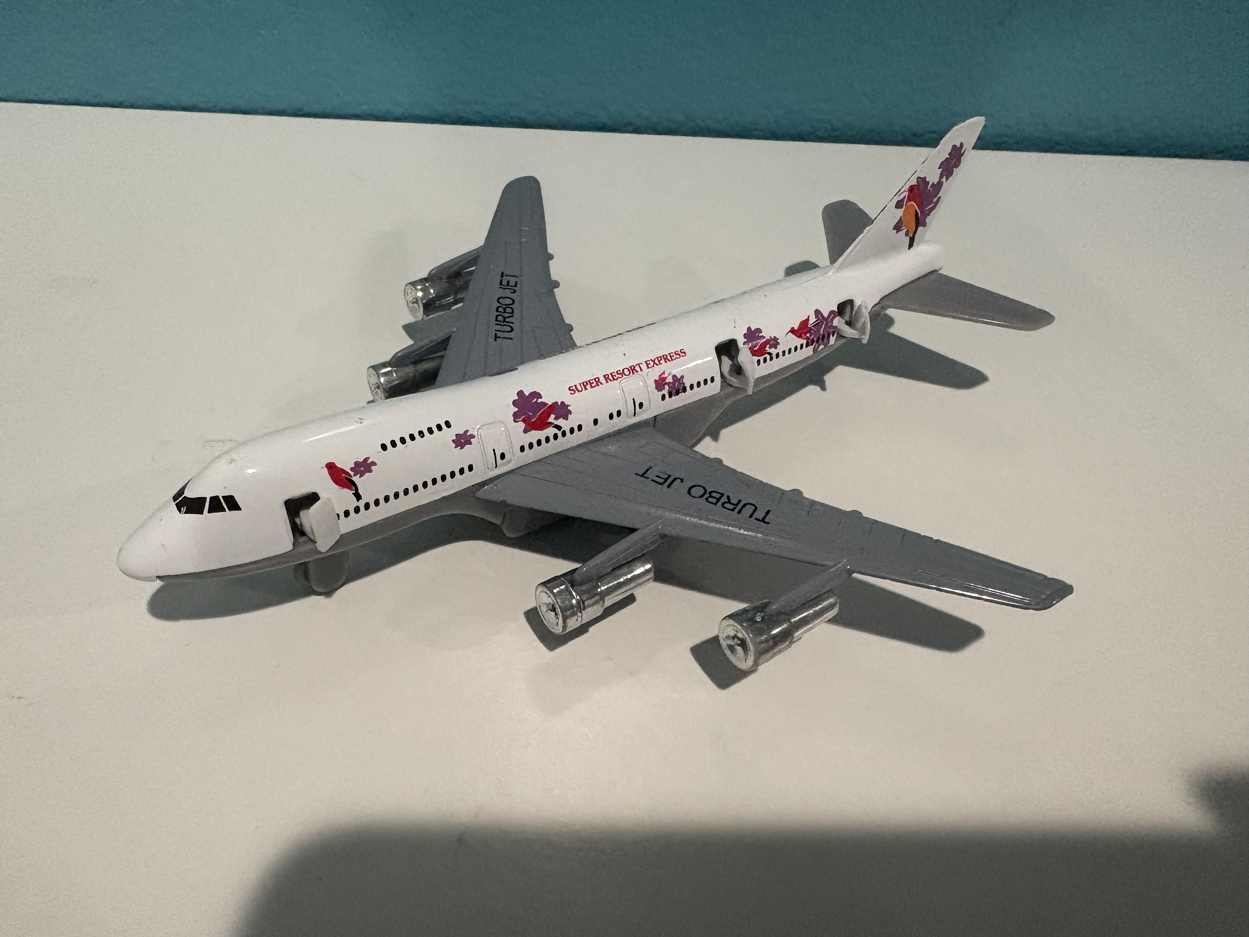 Avion Super Resort Express Boeing 747-300 1:300