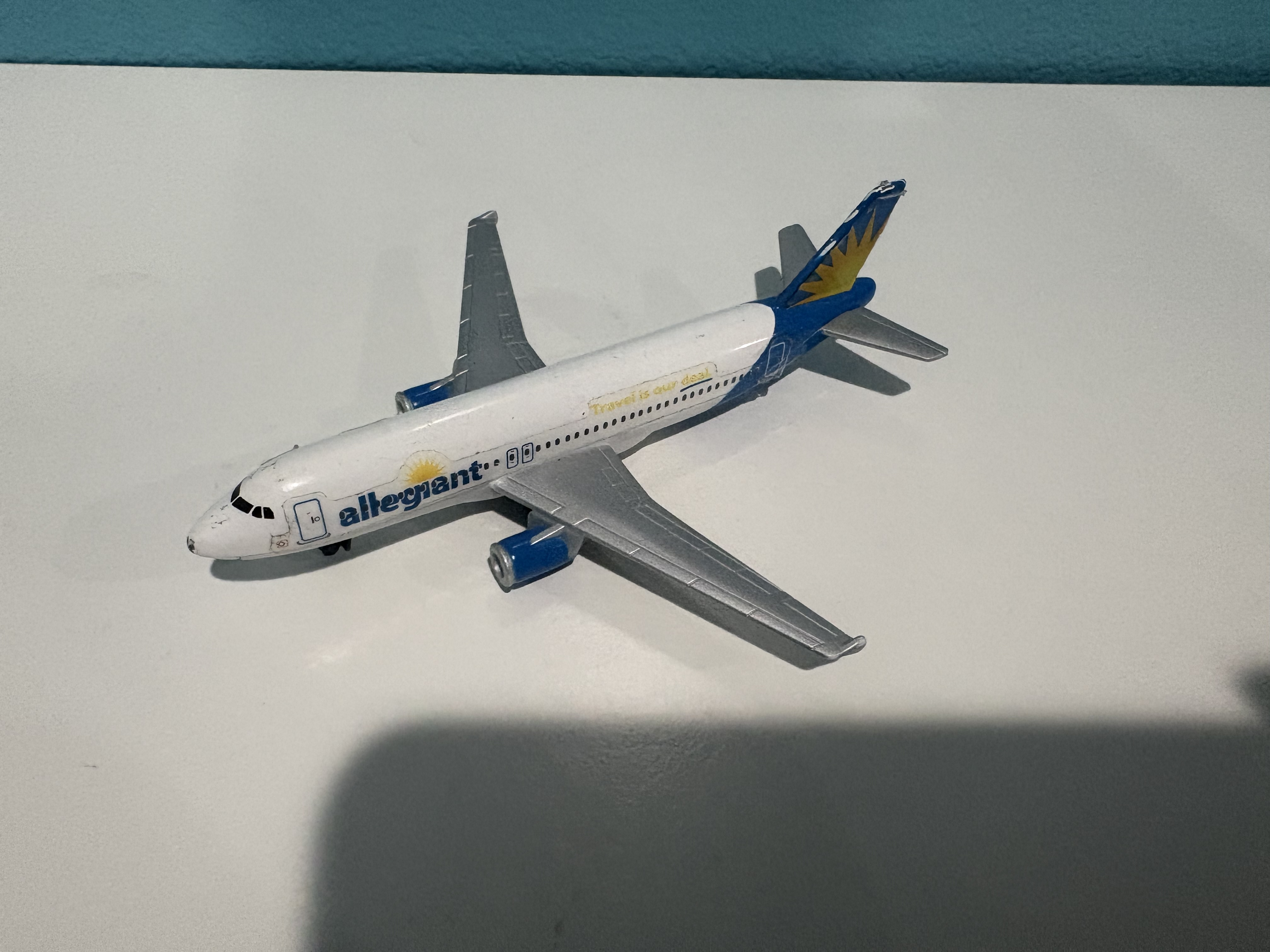 Daron Allegiant Airbus A320-200 1:425
