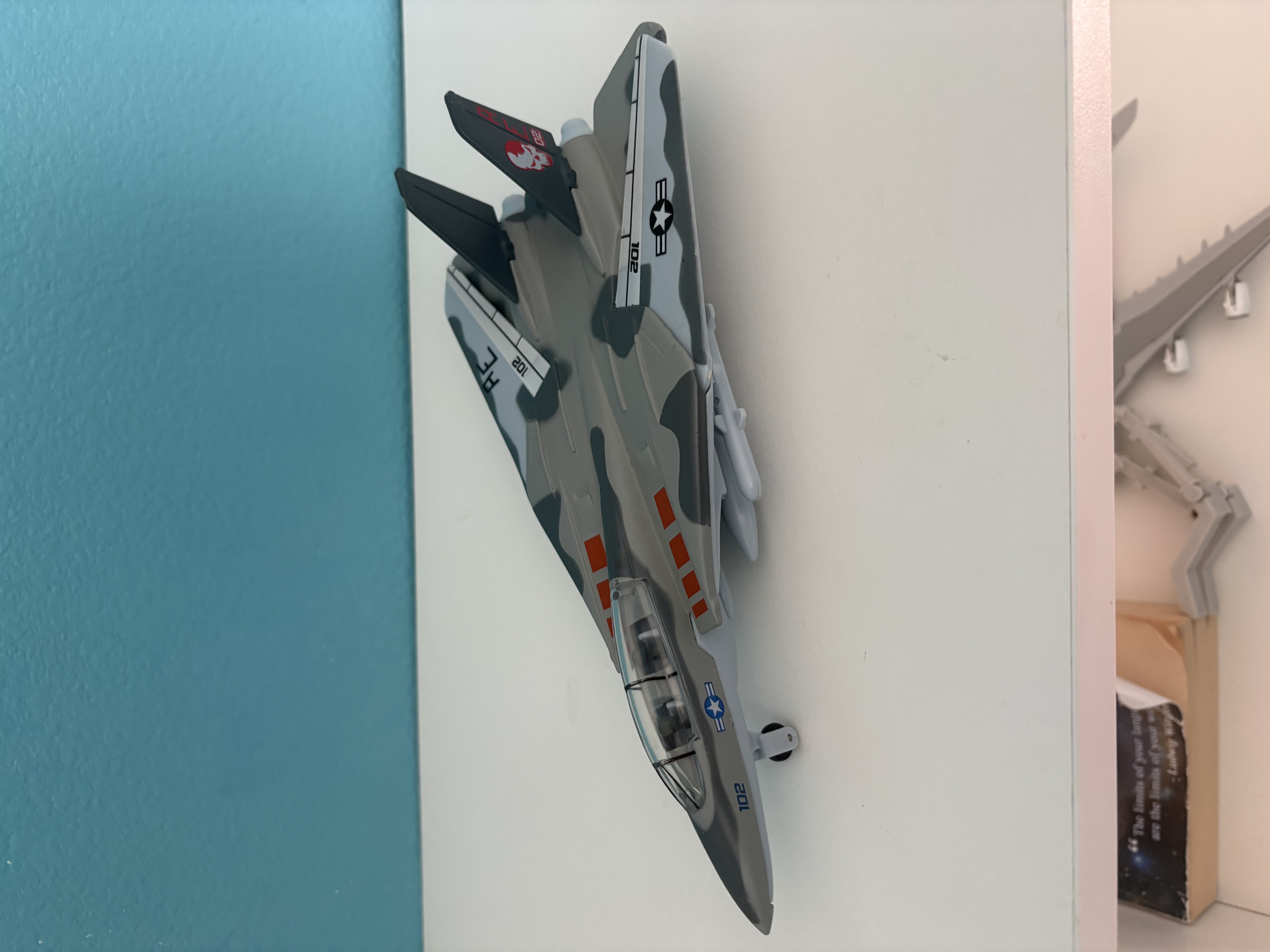 InAir Pullback F-14 Tomcat 1:48