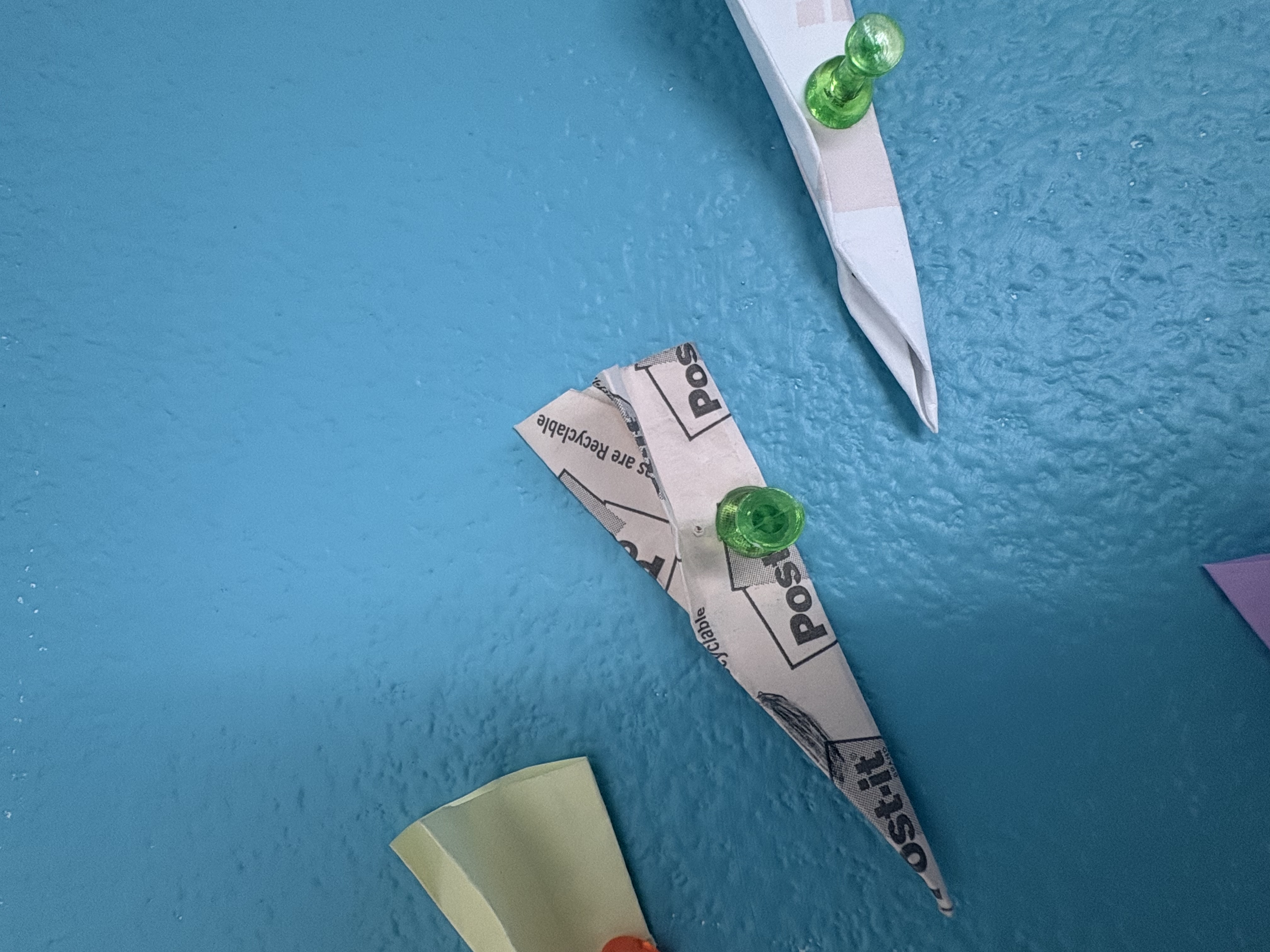 Post-it Sticky Note Back Cover Paper Airplane