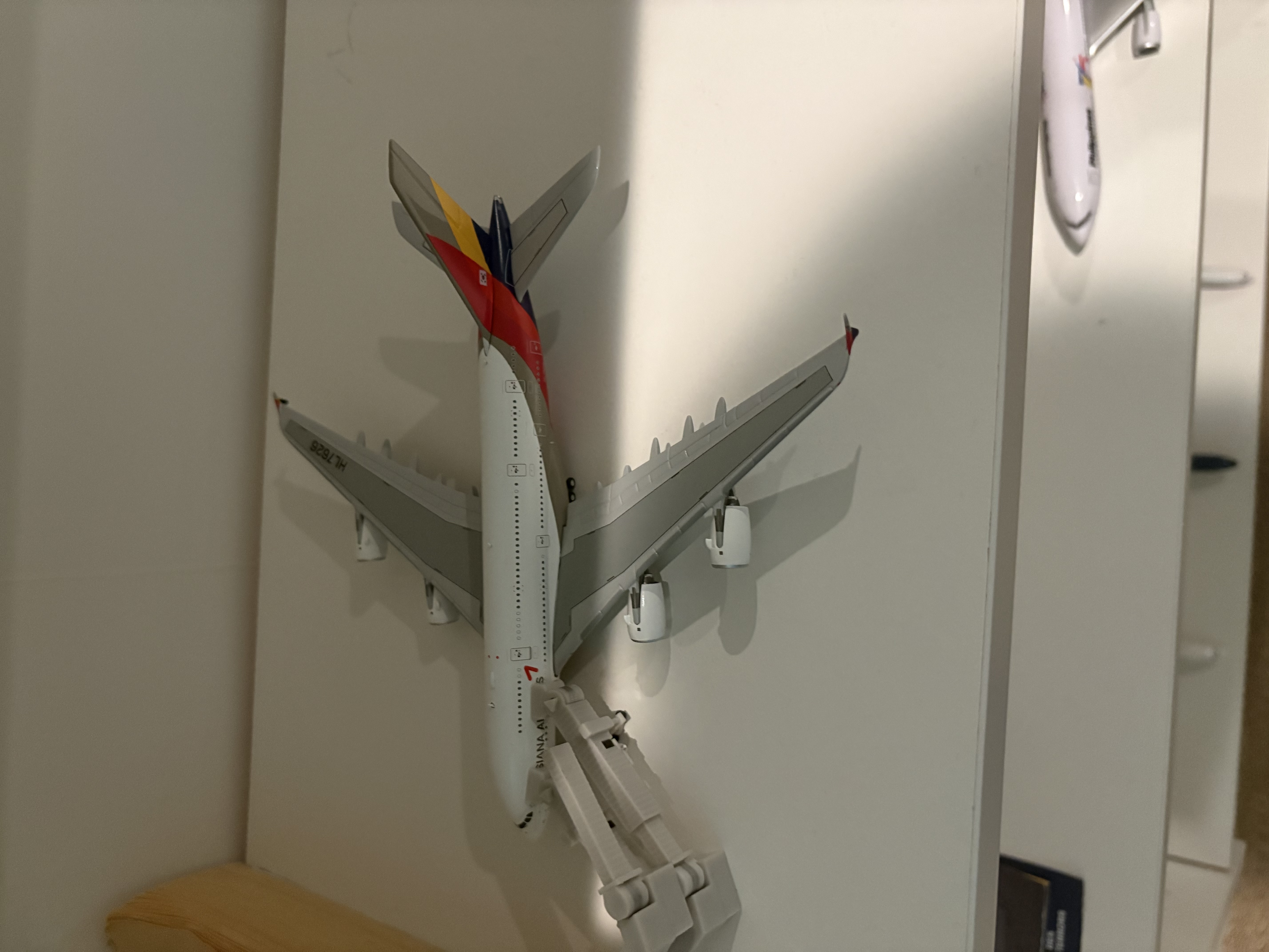 JC Wings Asiana Airlines Airbus A380-800 1:400
